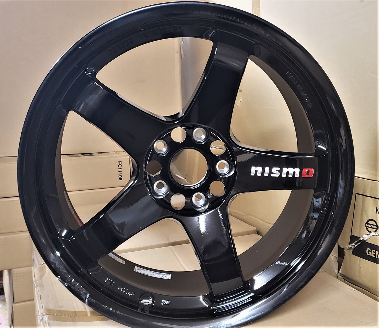NISMO OMORI LMGT4 WHEELS 18x9 +22 4030S-RS110BK